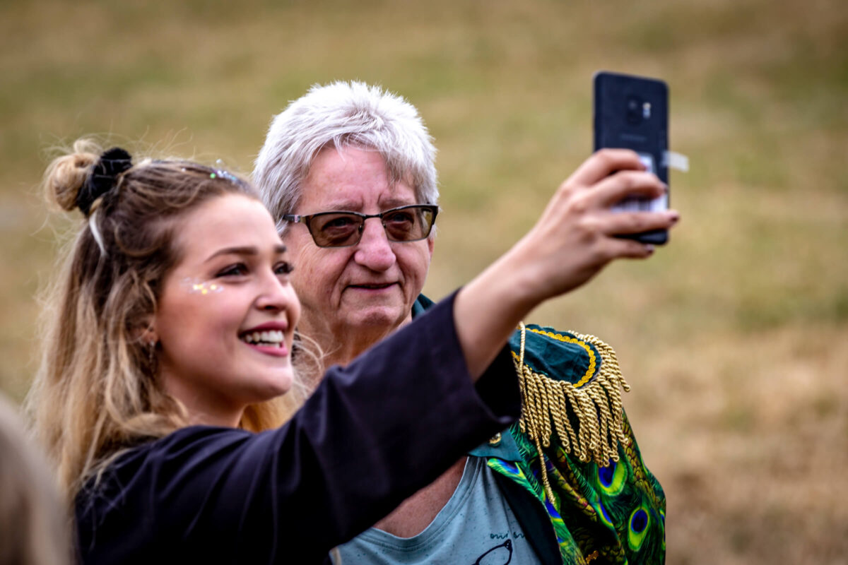 Zwarte-Cross-boegbeeld-Tante-Rikie