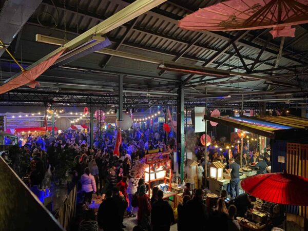 7 dok amsterdam - strand, feest, foodfestival,