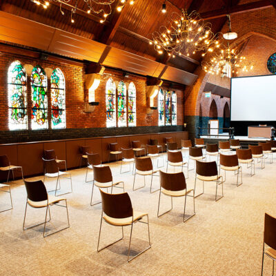 Zaal Steyl in corona-opstelling bij Kontakt der Kontinenten