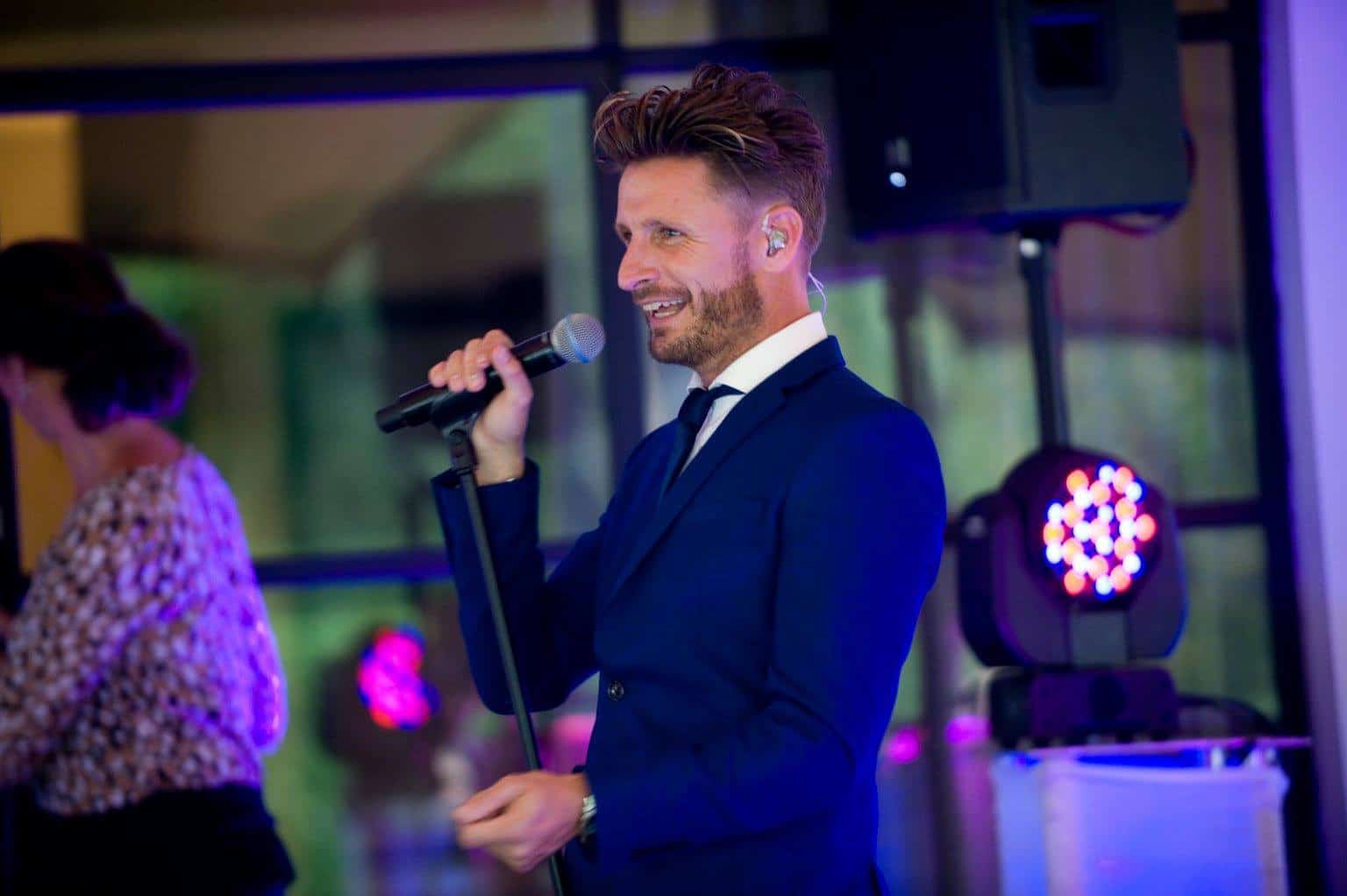 gentleman dj - het vermaat - acts & entertainment - 1