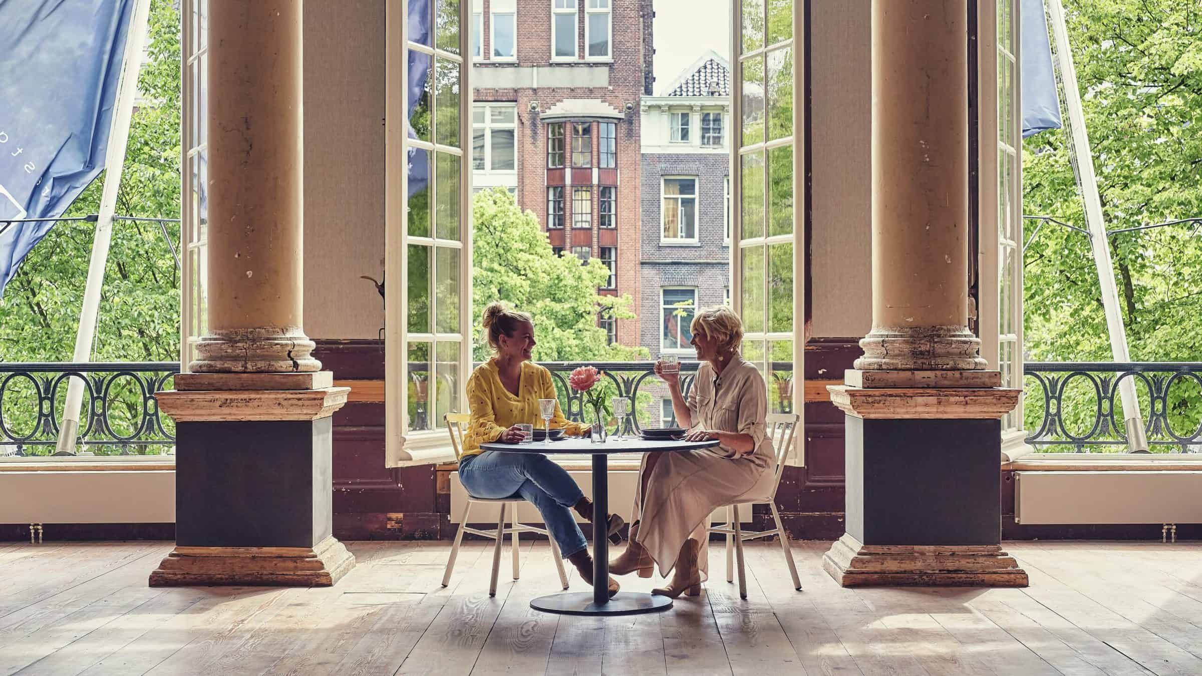 Table for two - the food line up - dineren - coronaproof - locatie - venue - food