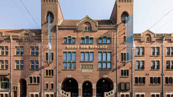Beurs van Berlage - venue - Amsterdam - entree - gevel - events - evenementenlocatie - rapport