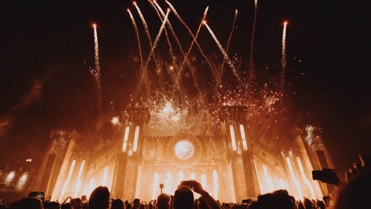Tomorrowland - 3D - festival - muziek - online event - corona
