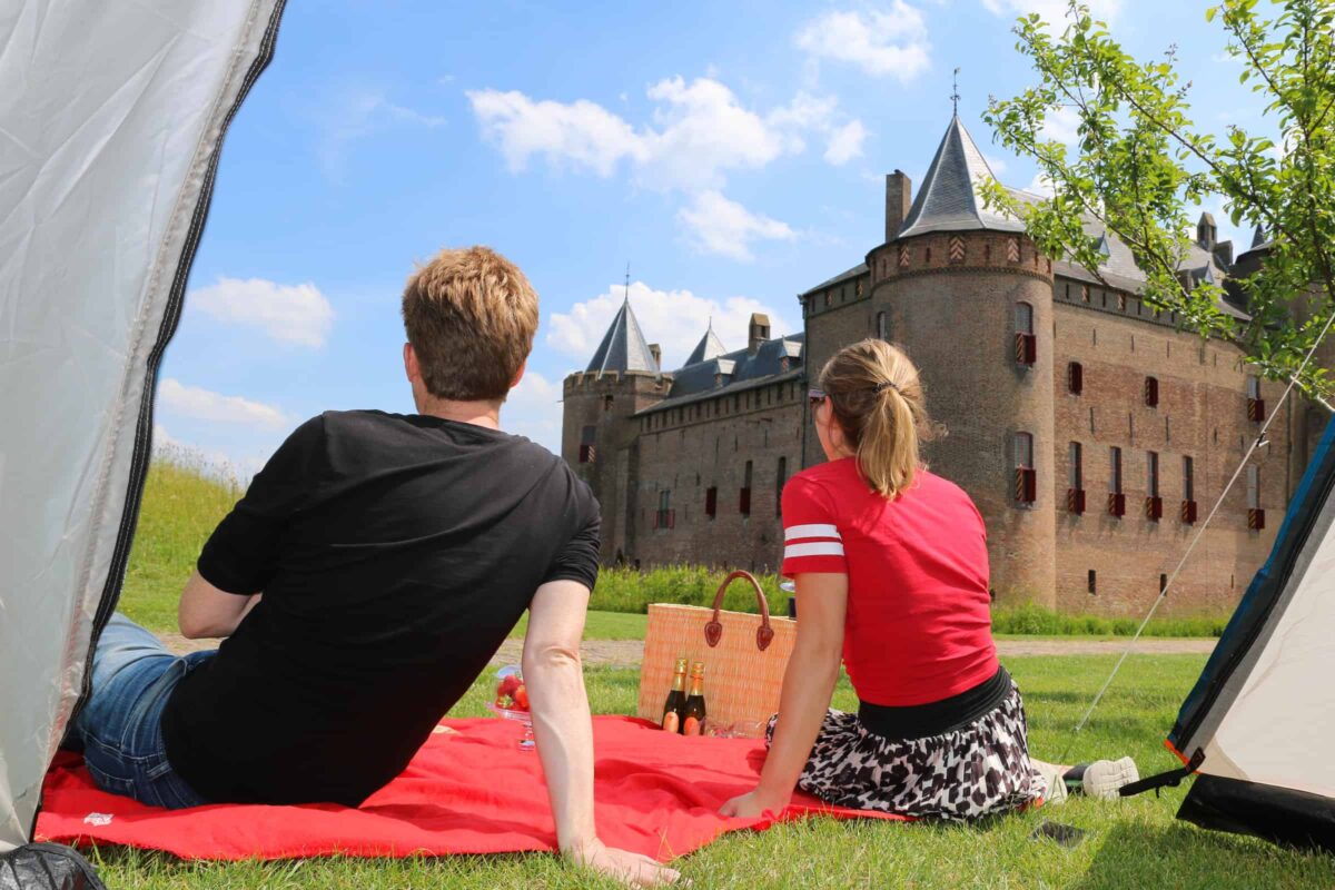 Event Inspiration - Kamperen en picknicken in de tuin van Kasteel Muiderslot