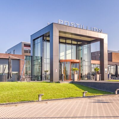 Postillion Hotel Utrecht Bunnik ontvangst entree buitenzijde