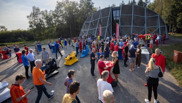 Kermis op de basis - Dropstuff - Shelter op vliegbasis soesterberg