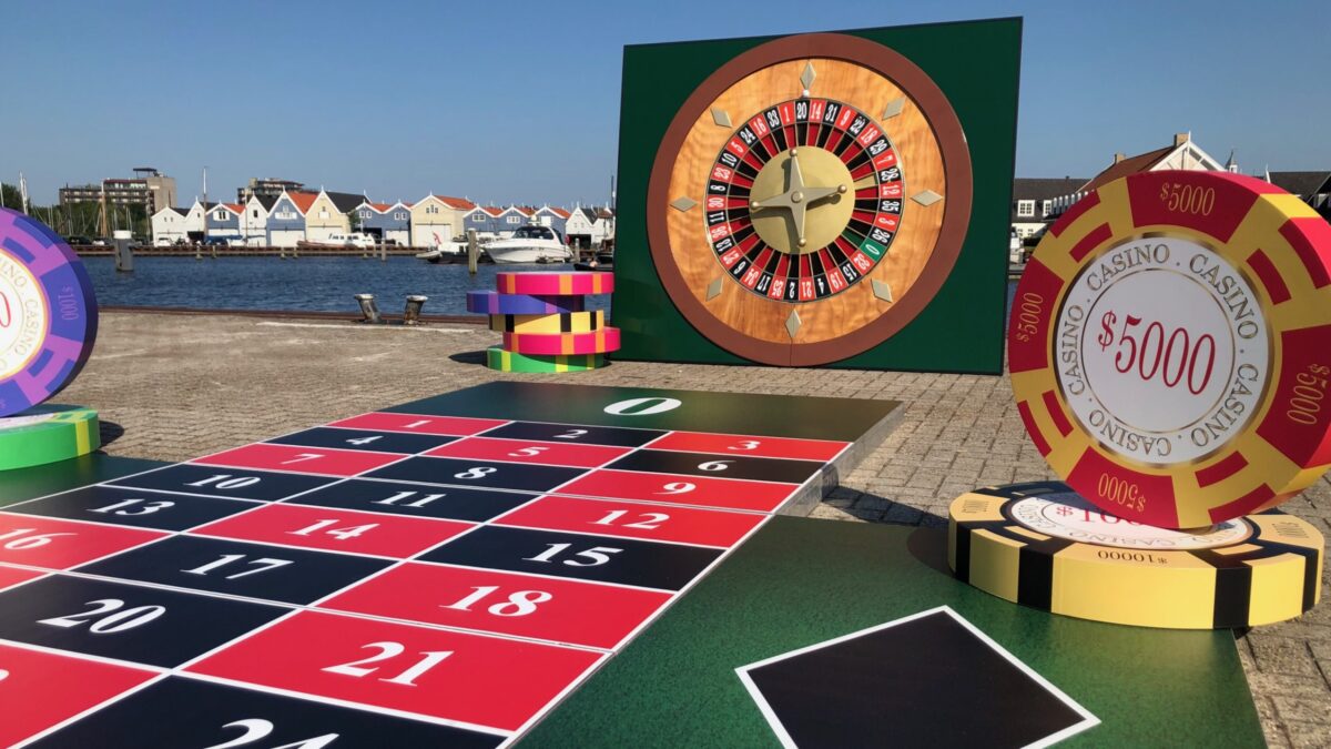 XXL Live Roulette is lifesize entertainment voor events Royal Casino Company