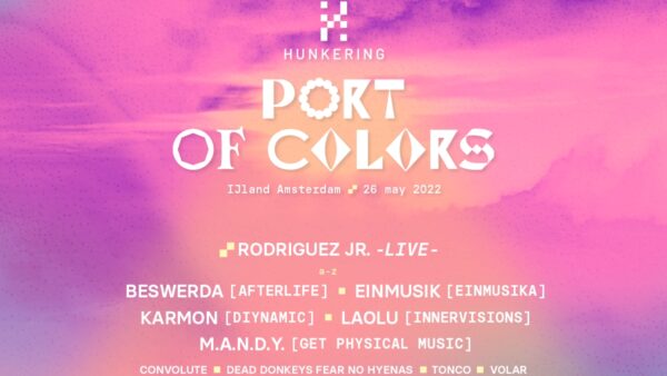 Hunkering Port of Colors