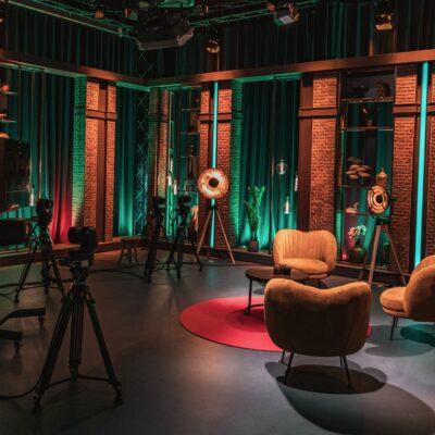 Q Broadcasting studio