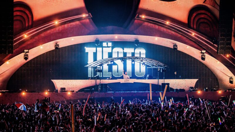 Tiesto op 7th sunday - Unlimited Productions