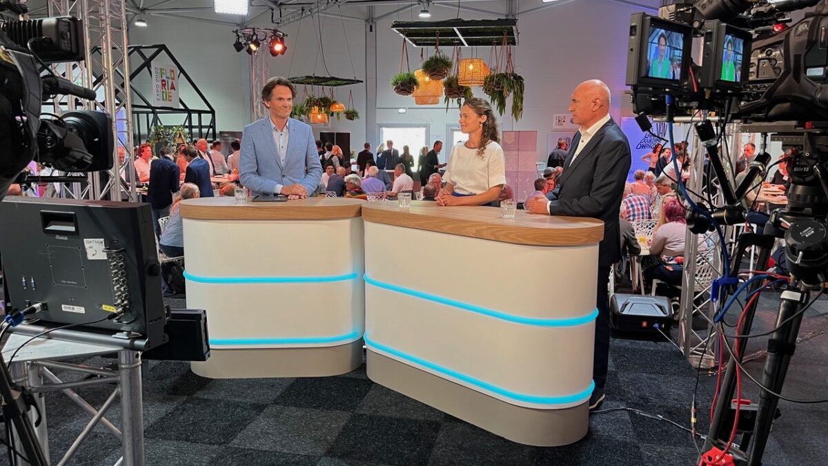 Dagvoorzitter Gerben van Driel weet door 10 jaar live tv met elke situatie raad
