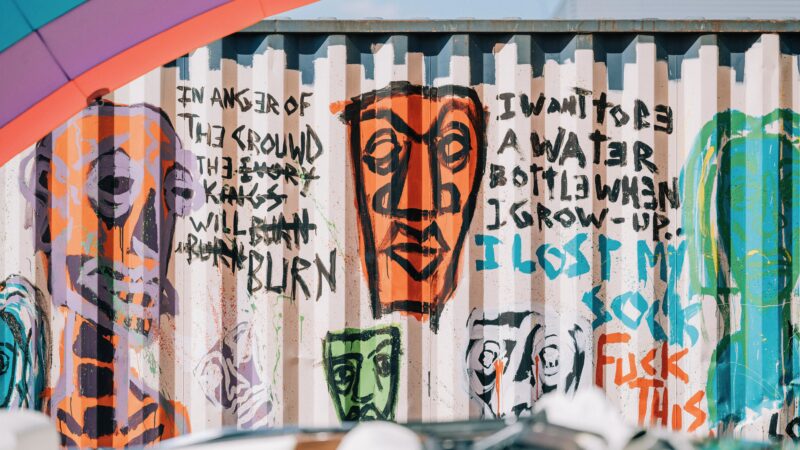LIEF Amsterdam - container met kunst erop - graffiti