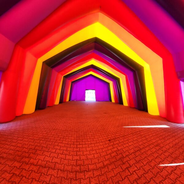 Regenboogtent Feesd