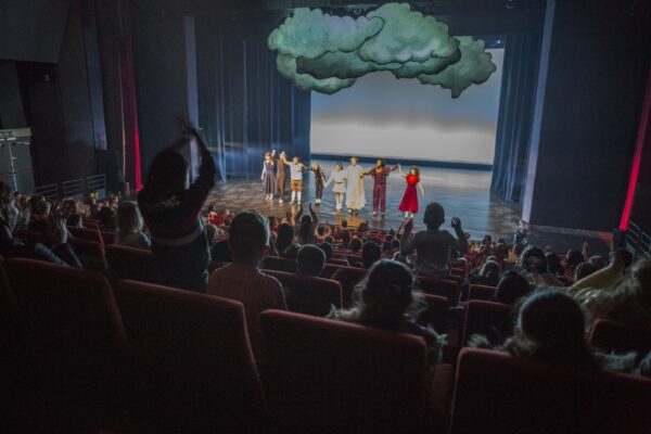 Chassé Theater biedt leerlingen van alle basisscholen in Breda de kans om kennis te maken met theater met het project Venster op de wereld.