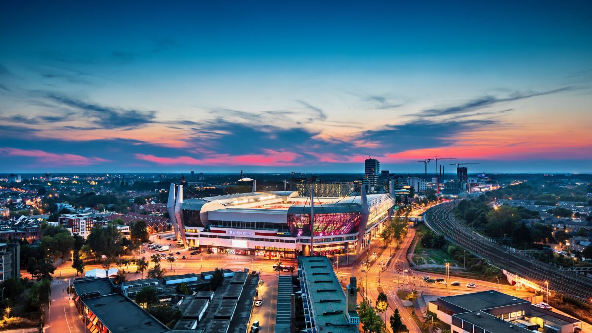 Philips Stadion - PSV - Hutten - luchtfoto met ondergaande zon