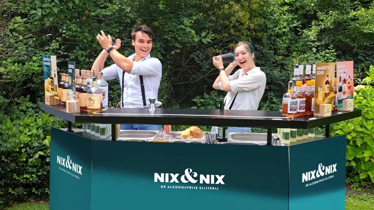 Nix & Nix -Cocktailbar 1