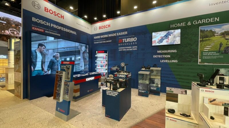 First Impression - beursstand Bosch-