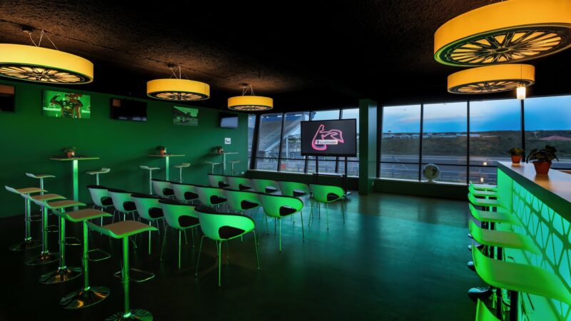 Heineken Lounge - Circuit Zandvoort - Theater opstelling 1©FlorisHeuer