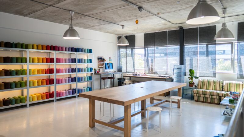 Nelson Tufting - Maak bij Tuftlab in paar uur je eigen creatieve tapijt tijdens bedrijfsuitje