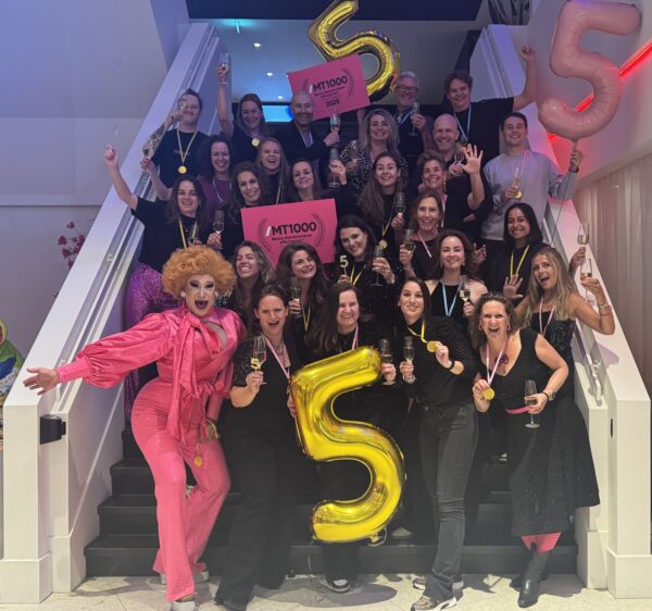 MT1000 teamfoto