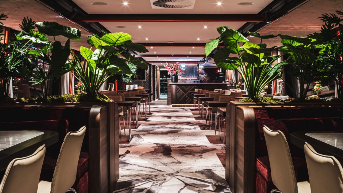 5 Z-Eventships - Restaurant